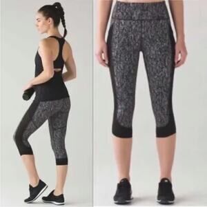 Lululemon Leggings Fit Physique crop womens SZ 8 30” waist pants black splatter